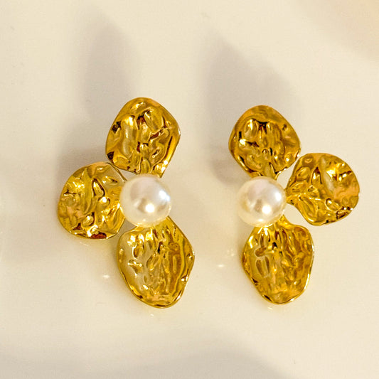 Pendientes flores florecientes Dorada