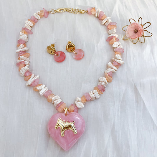 Collar Caballo Rosa（corazón XL）