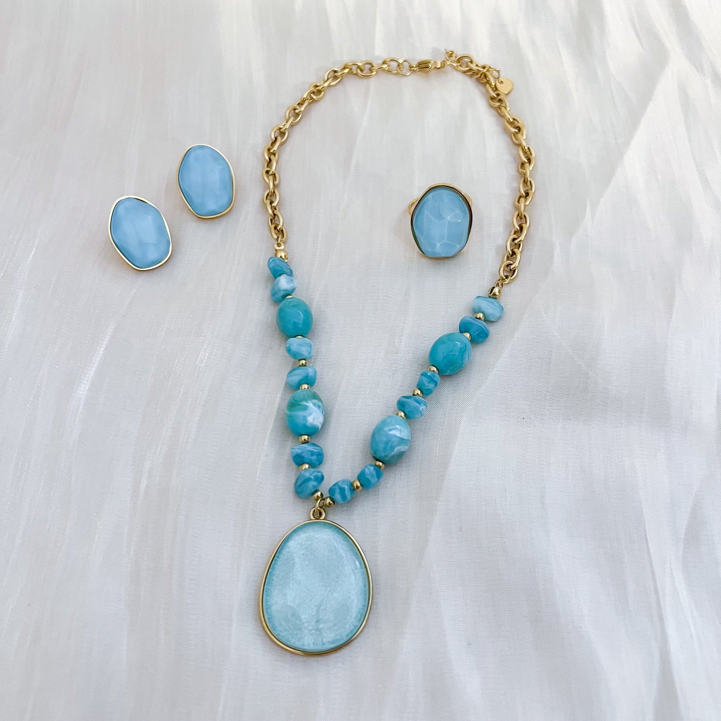 Collar Danubio（2 colores oval）