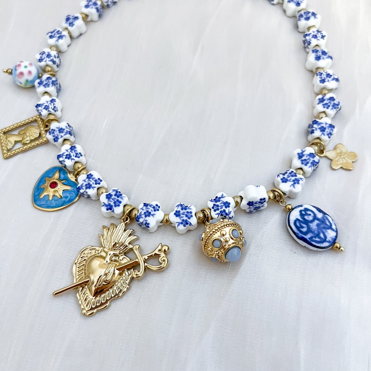 Look Lisboa Blue（porcelana azul collar & pendiente）