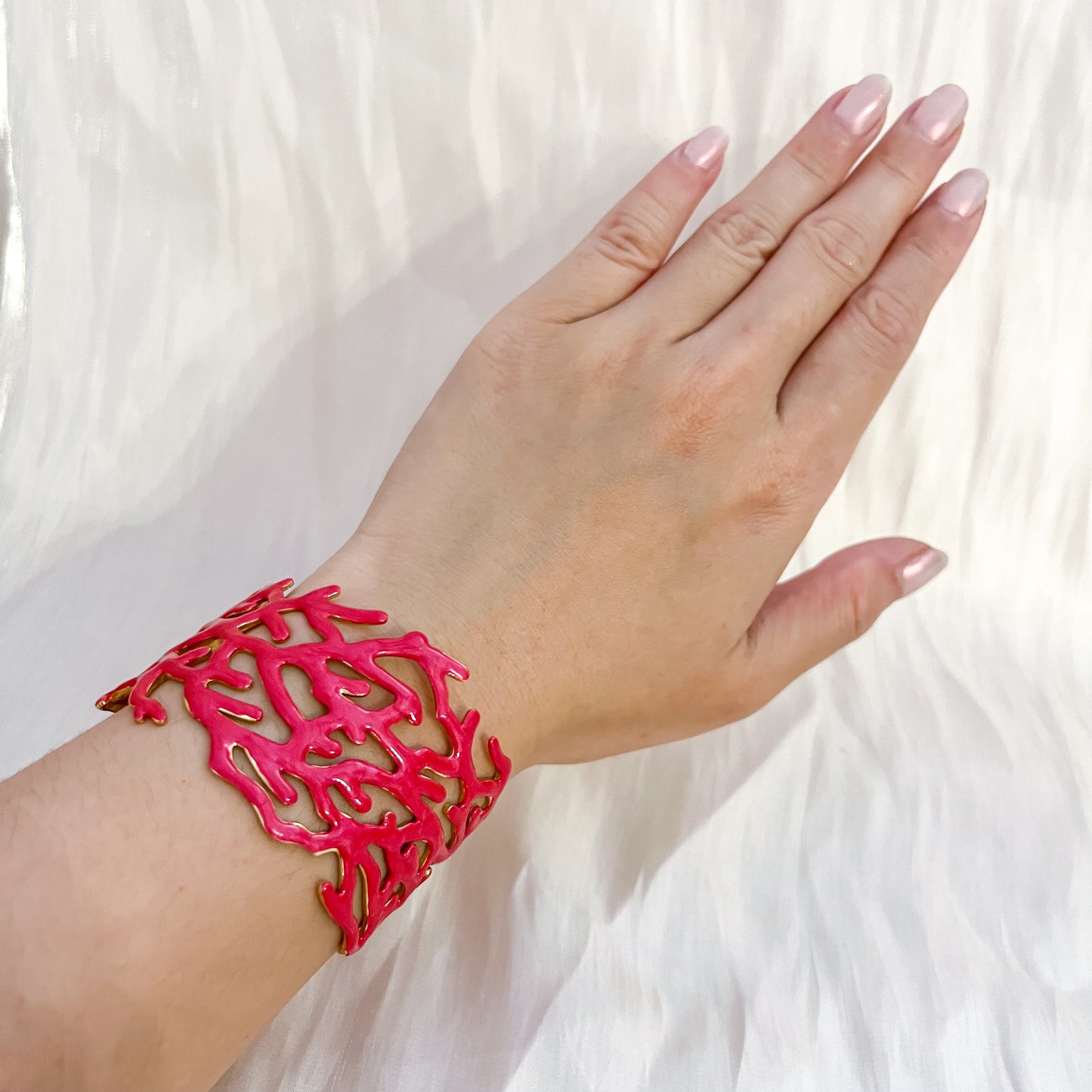 Look coral rojo ( Brazalete & pendiente)