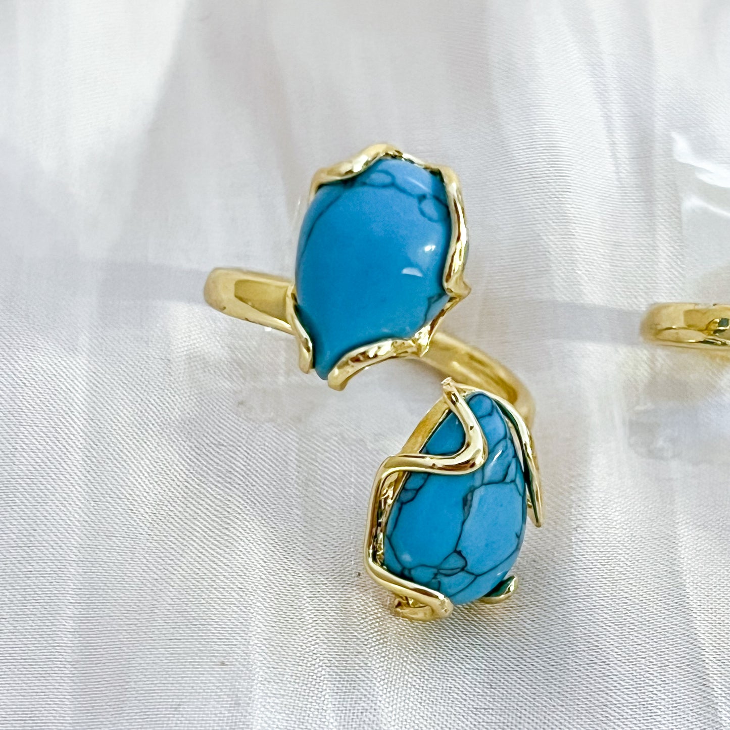 Anillo Amalfi Ajustable (DOS GOTA ESTILO BARROCO)