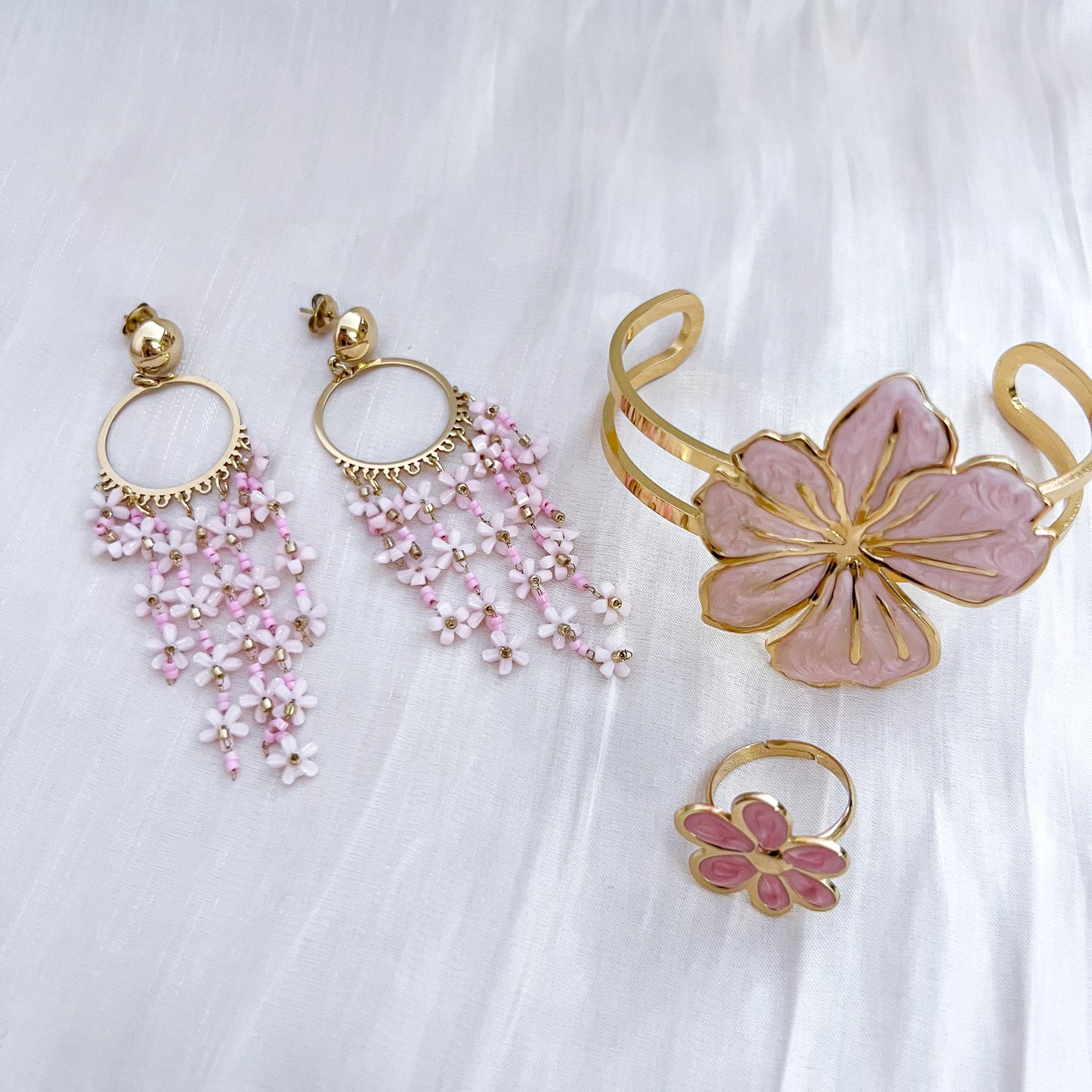 Pendientes Little flower florcitos（2 colores）