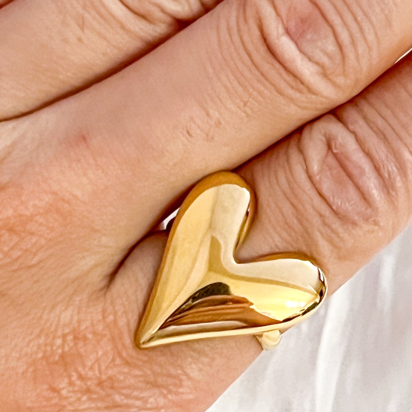 Anillo Lola Corazón Dorado（ajustable）