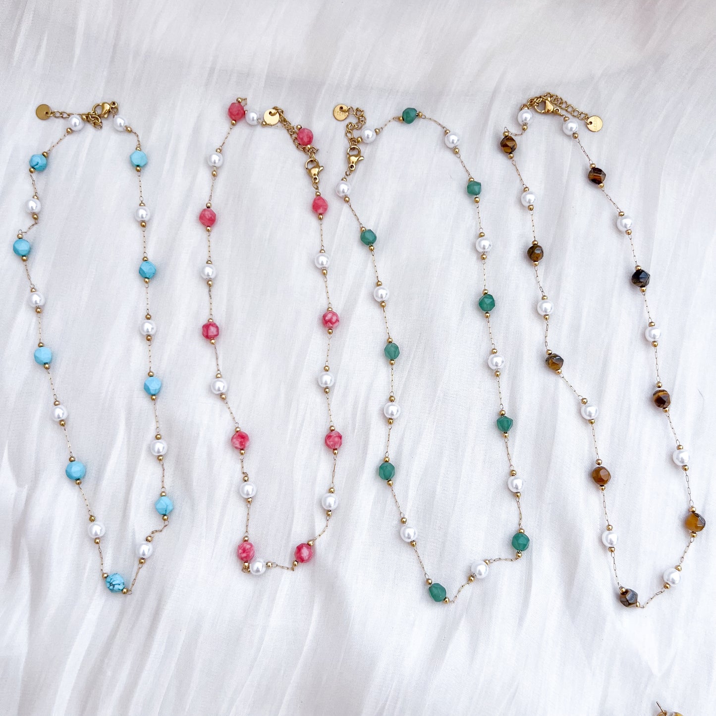Collar Iris Stones （piedra 4 colores）