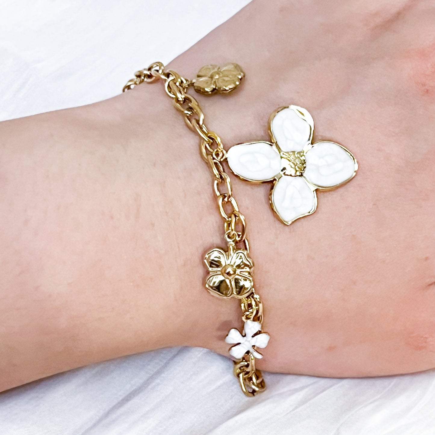 Pulsera Eden Flor （3 colores）