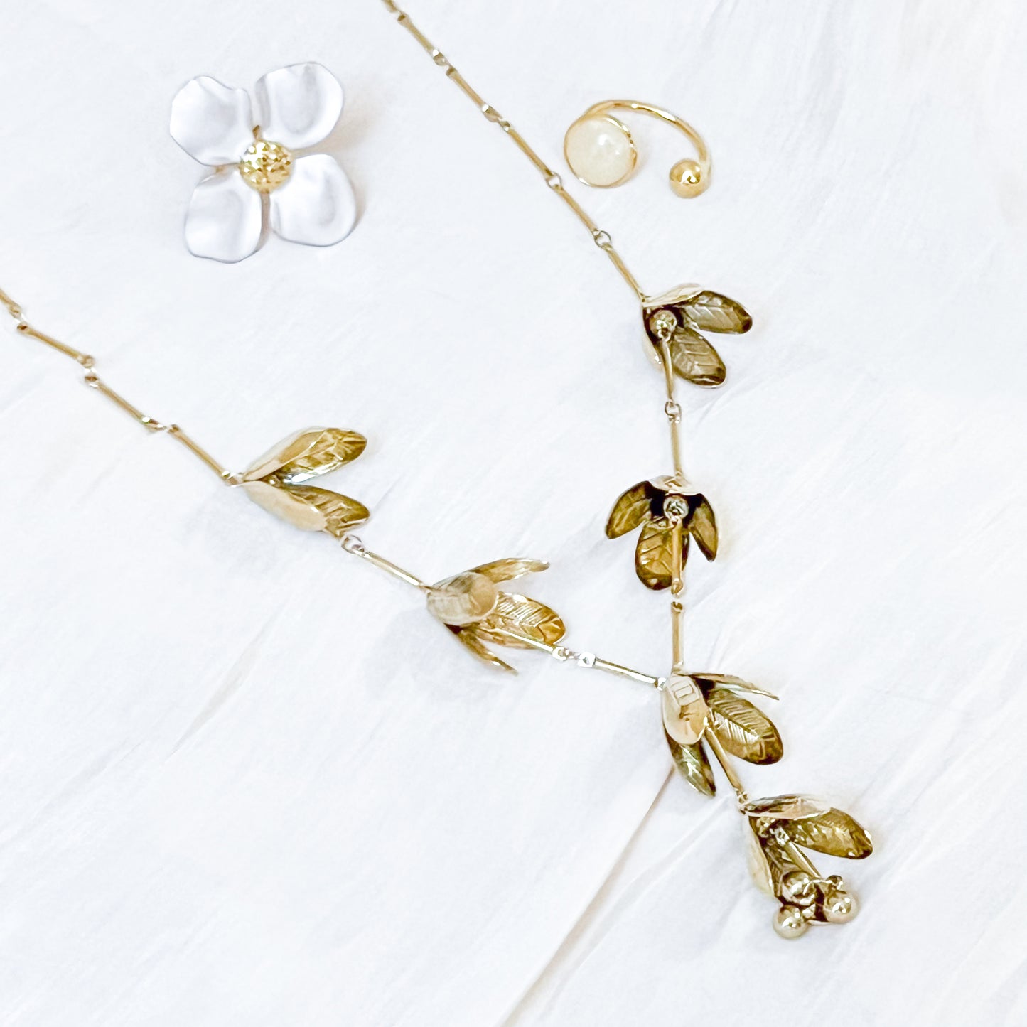 Collar Golden Flora (largo flor）