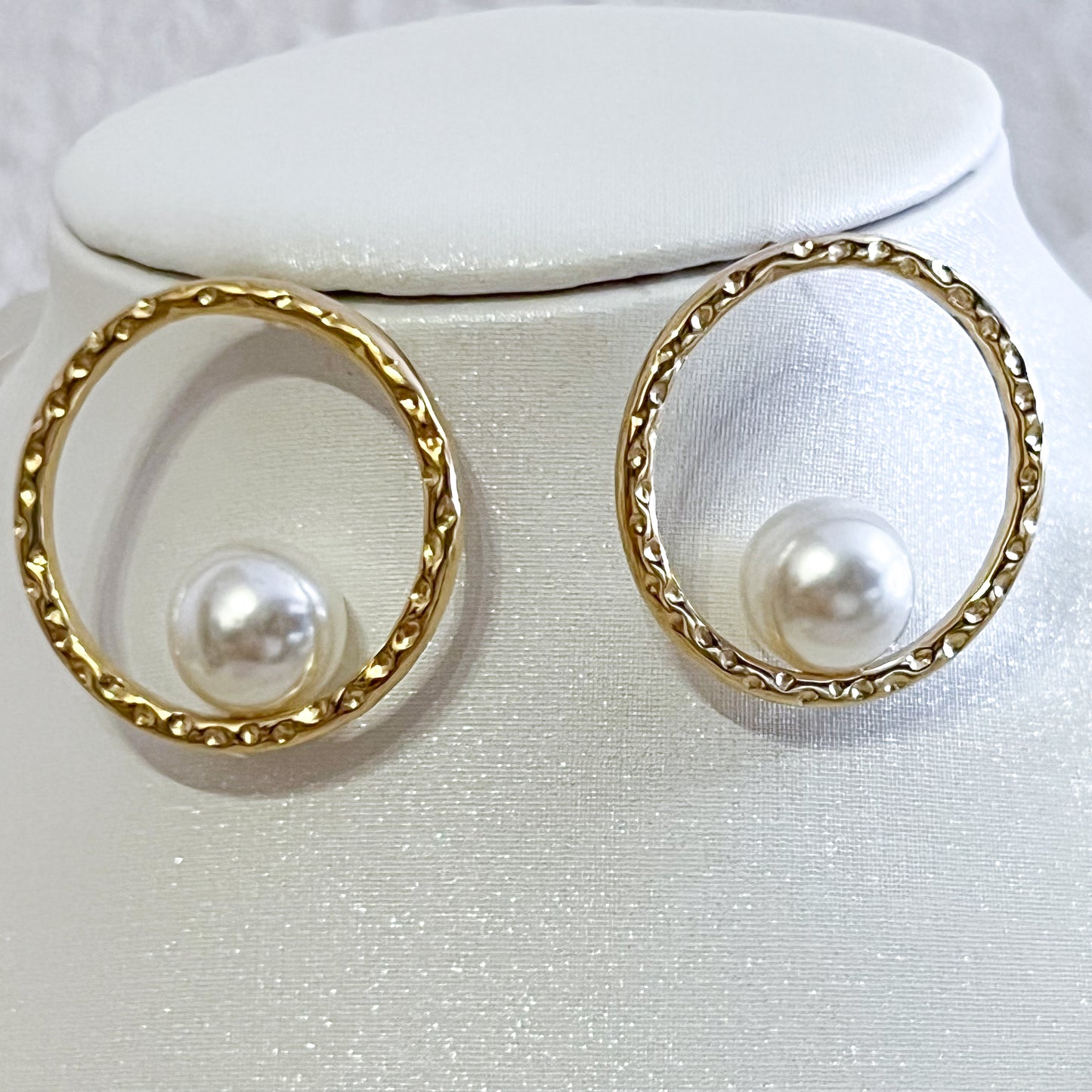 Look Atenea Perla Blanca (collar/pendiente）