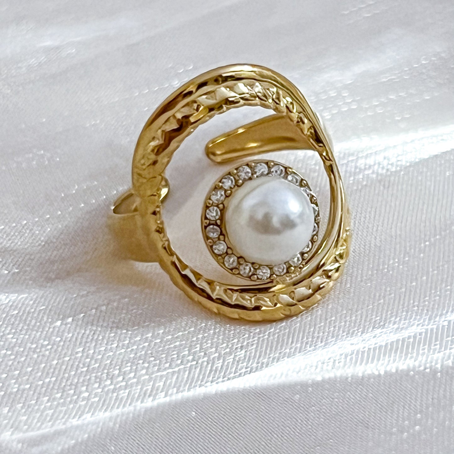 Anillo Atenea Perla Blanca (ajutable）