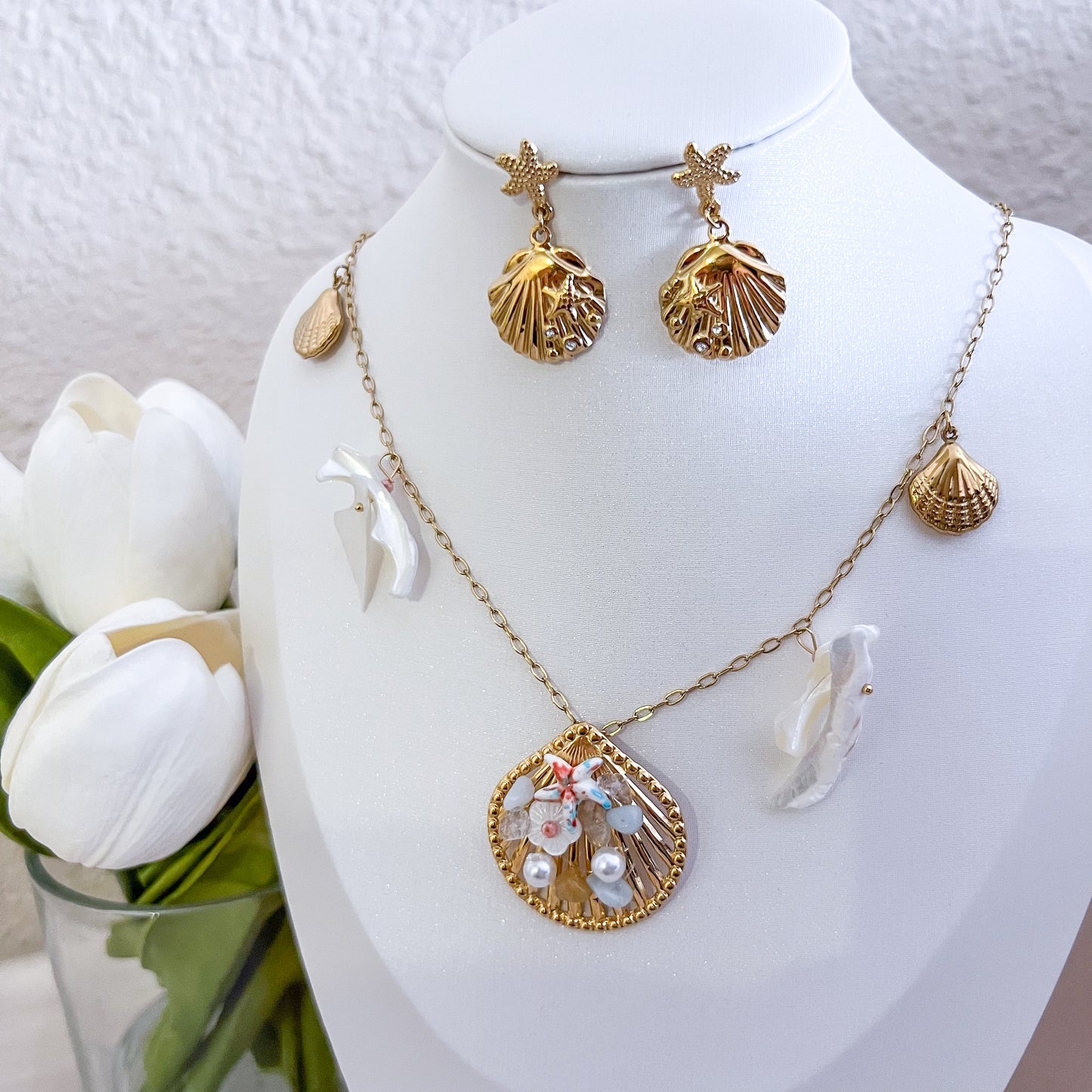 Look Marea Blanca （Concha）collar & pendiente