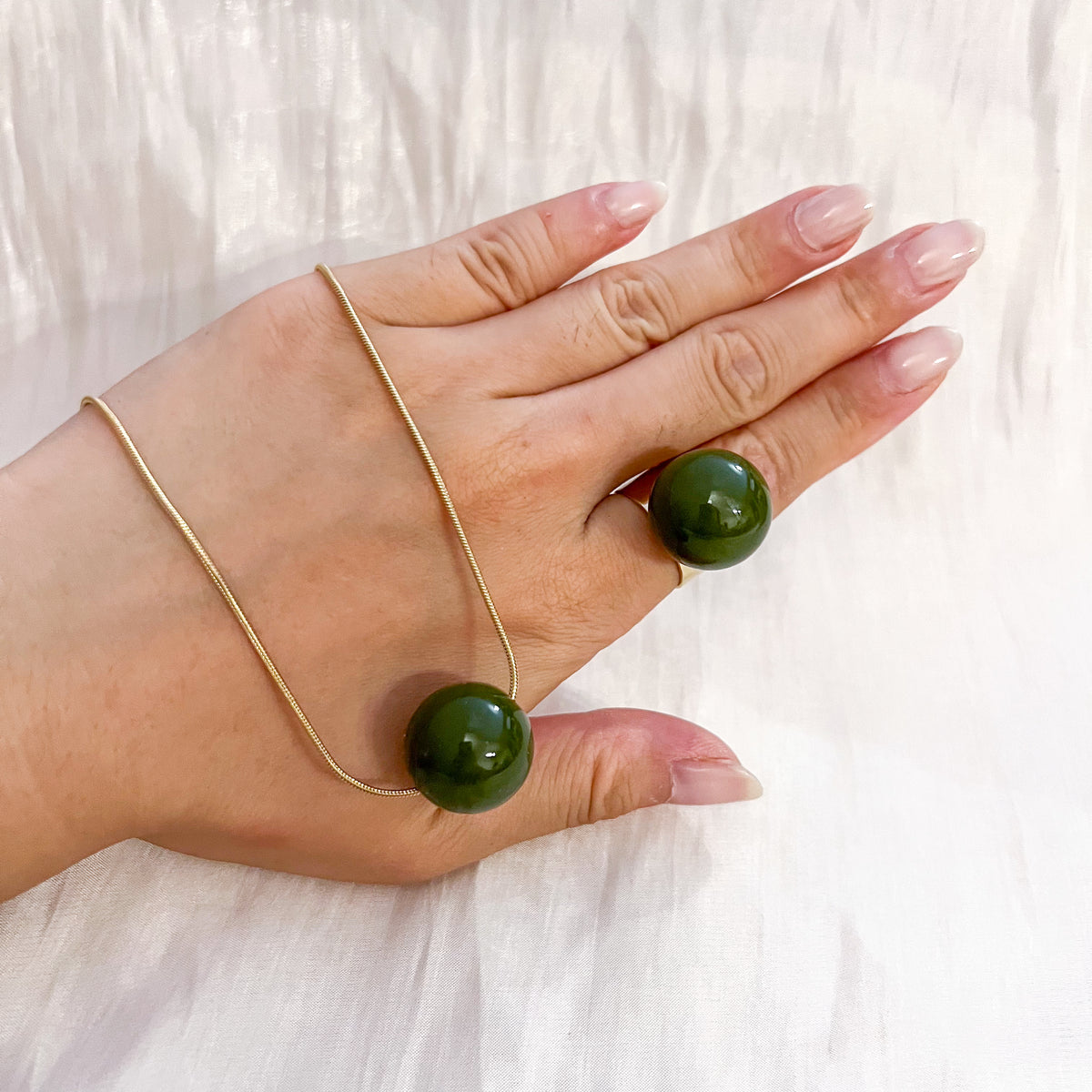 Look Bombón （collar & anillo） 3 colores bola