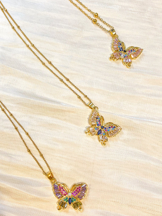 Collar Mariposa Kyoto (Brillo Multicolor) Hecho a mano