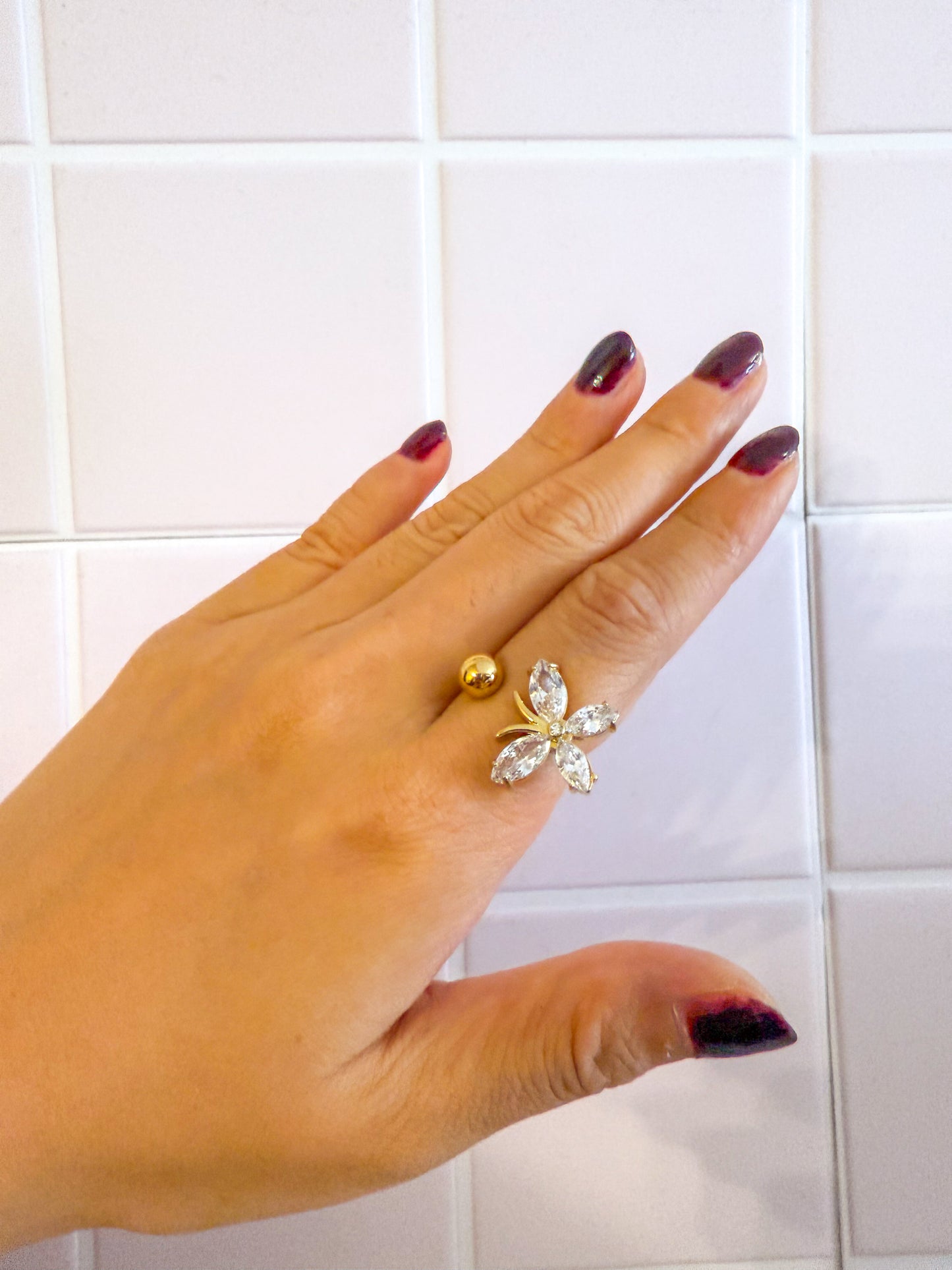 Anillo Mariposa Brillante – Acero Inoxidable (Ajustable)
