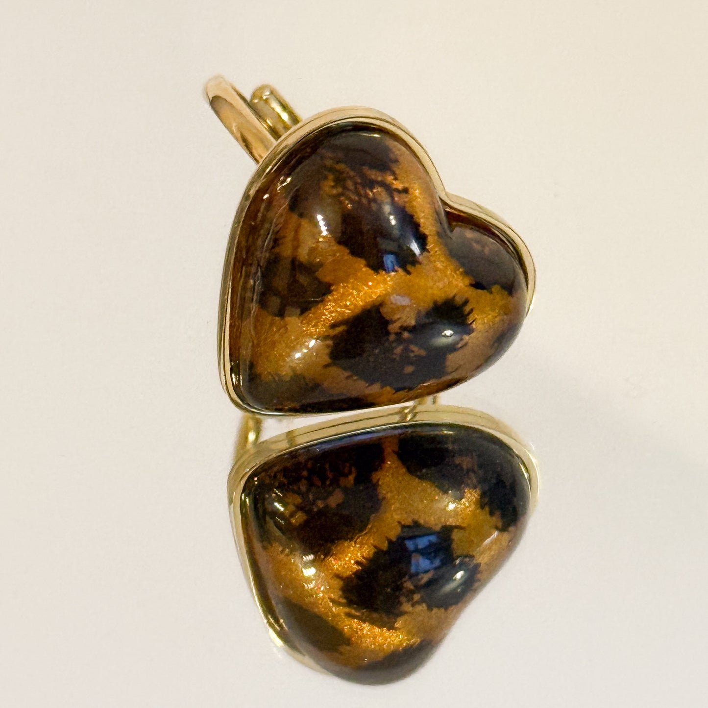 Look Corazón Salvaje（Diseño animal print corazón）