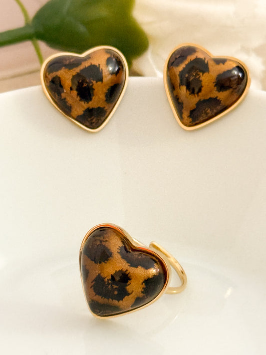 Look Corazón Salvaje（Diseño animal print corazón）