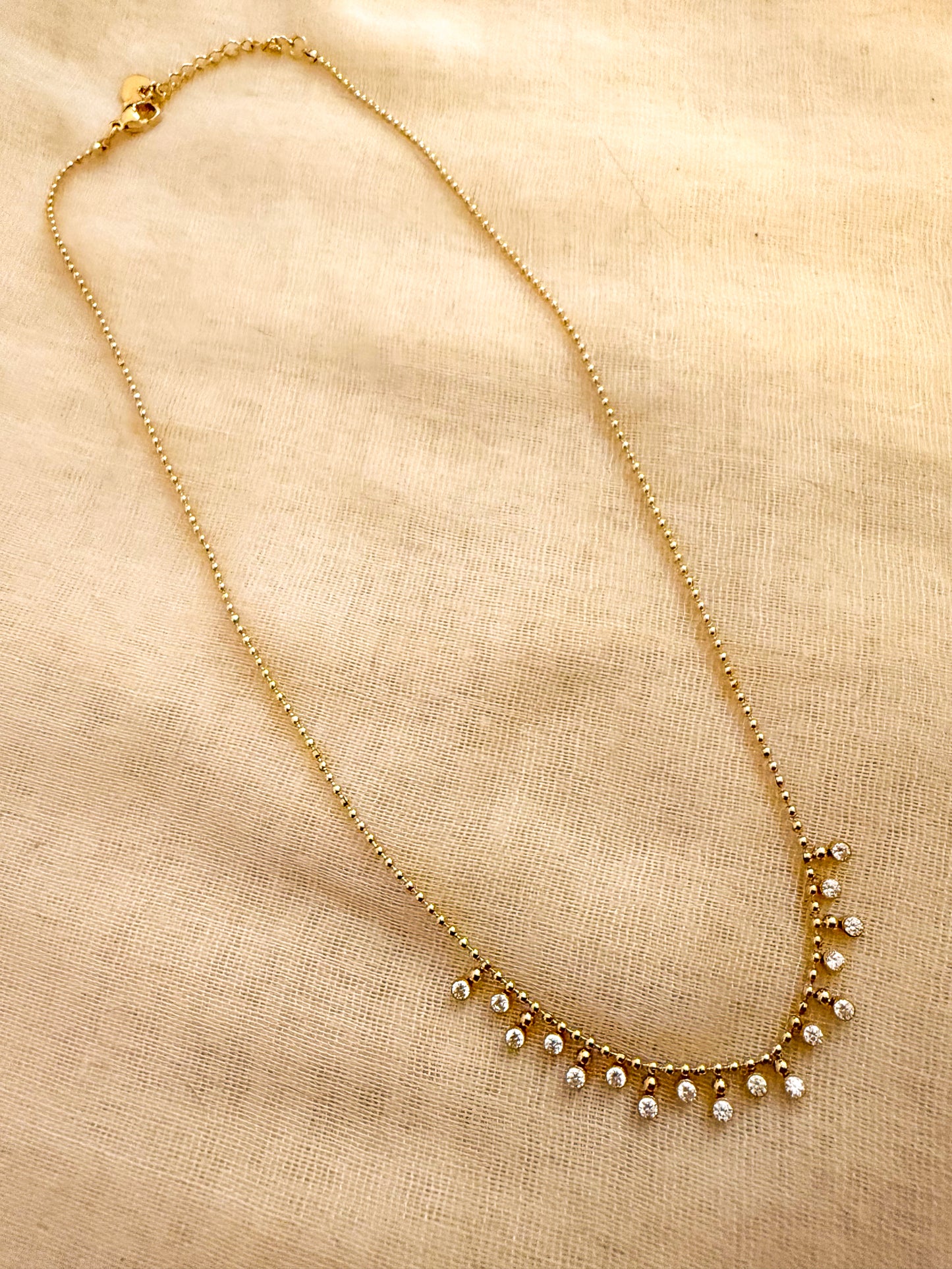 Collar Cielo Estelar（Brillos en cascada）