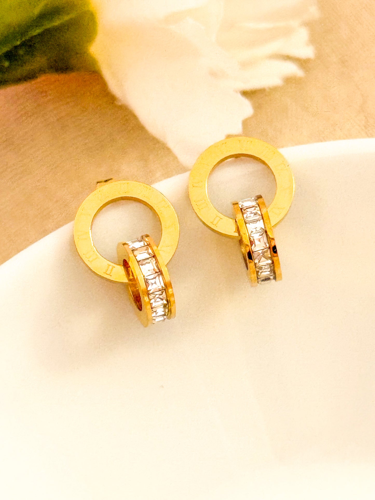 Pendientes Doble Aro（Detalle geométrico） – Acero Inoxidable