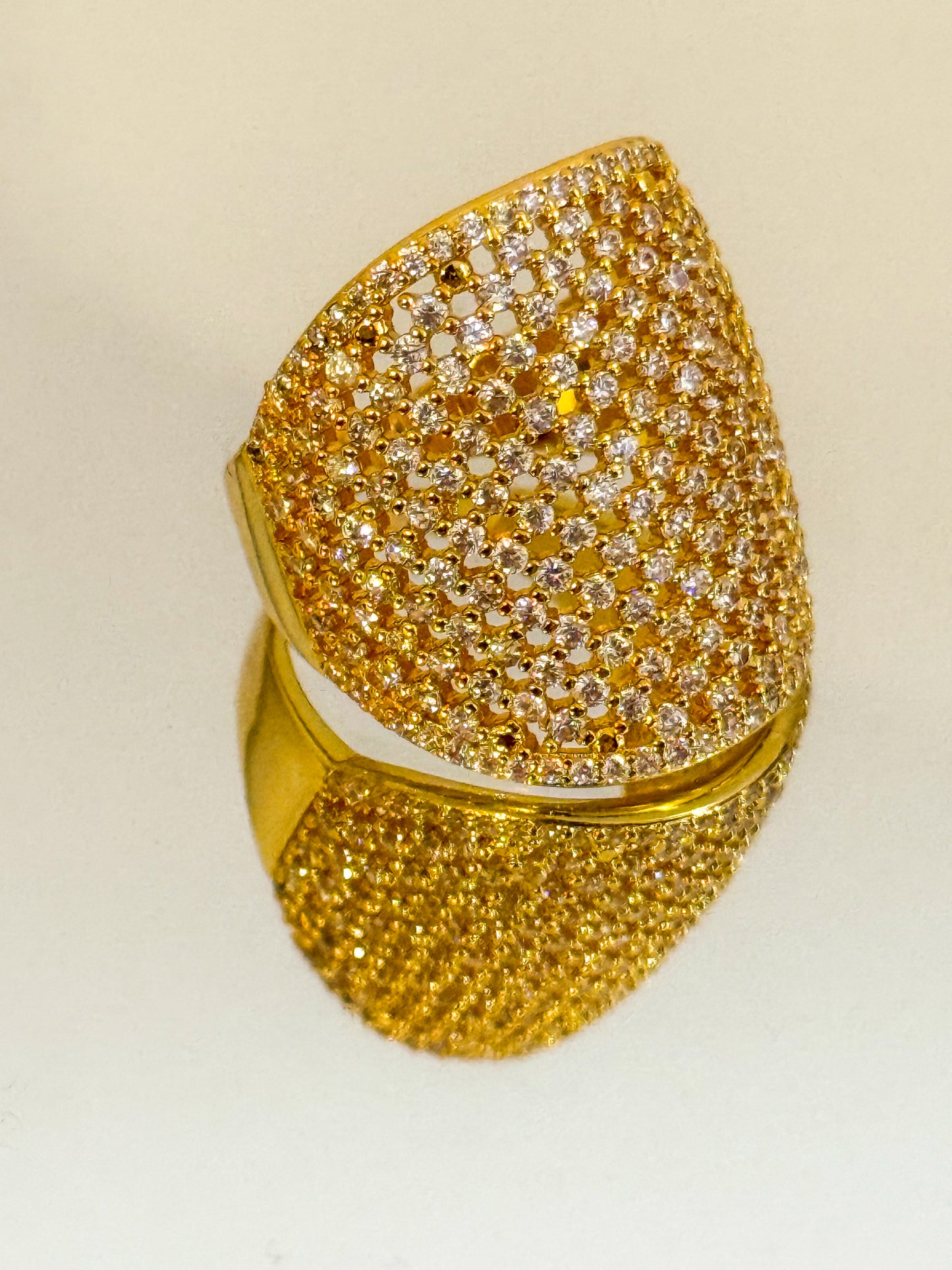 Anillo Orquídea de Colores brillantes