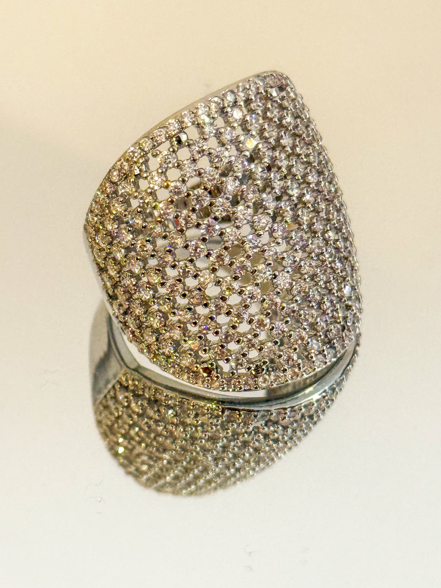 Anillo Orquídea de Colores brillantes