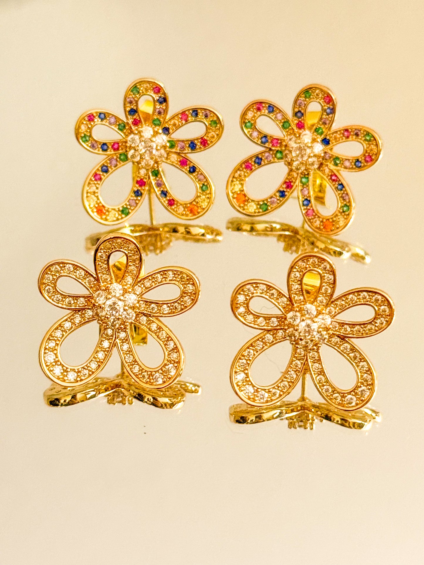 Pendientes Dalia Prisma（Flor multicolor）