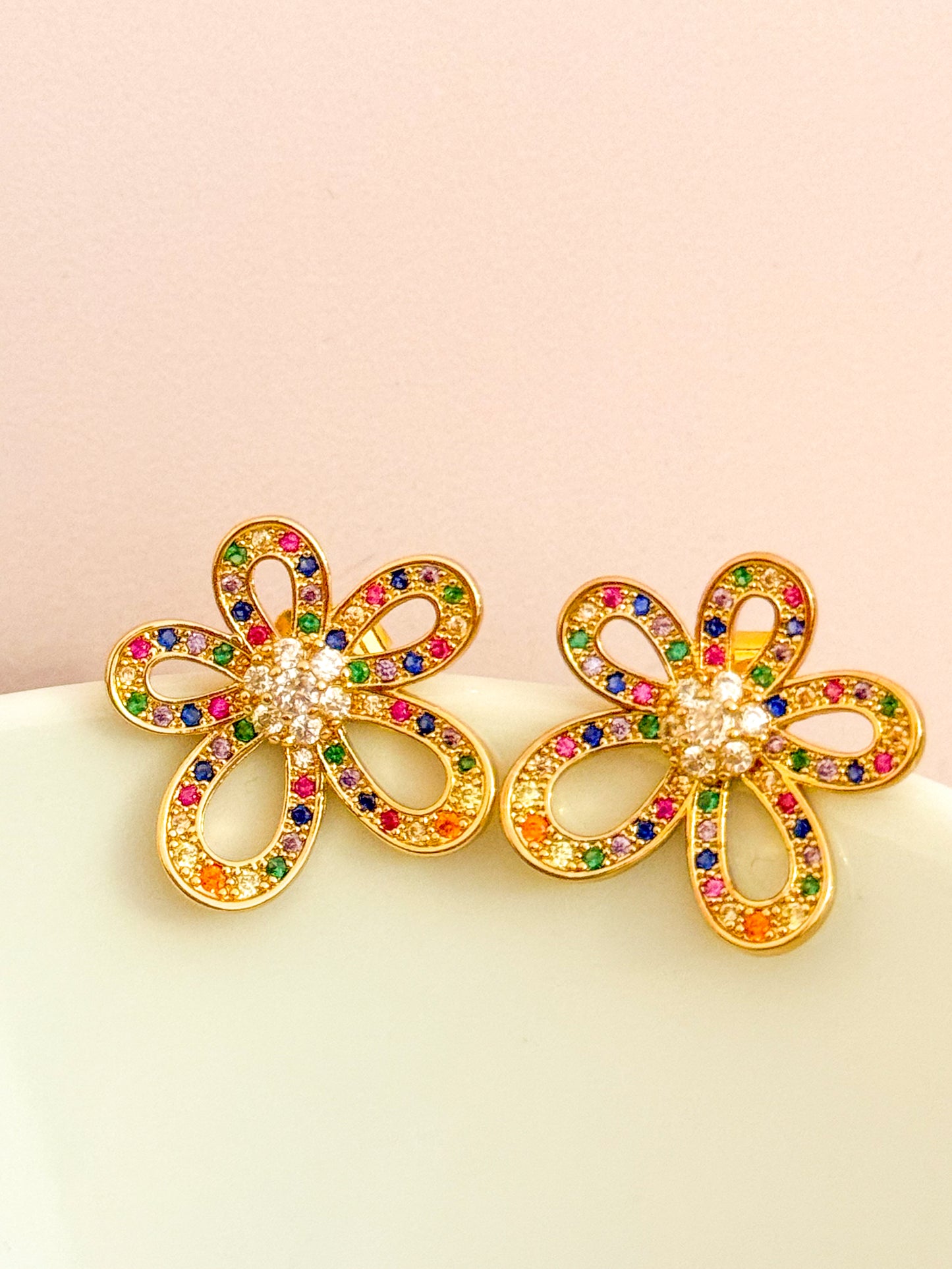 Pendientes Dalia Prisma（Flor multicolor）