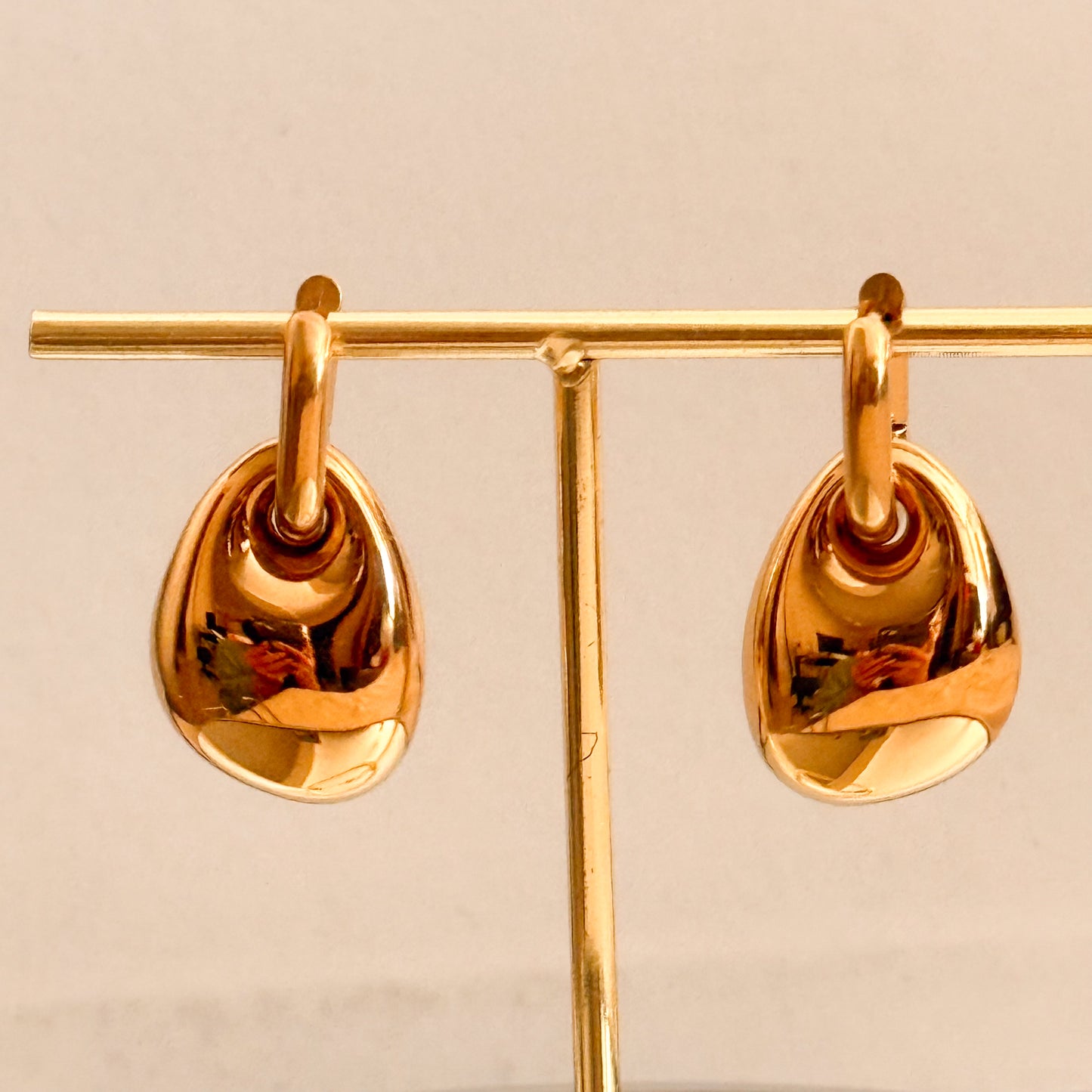 Pendientes Gota de Sol（Acero inoxidable dorado）