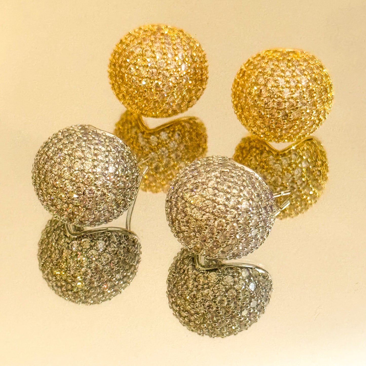 Pendientes Esfera Celeste（Dorado / Plateado）