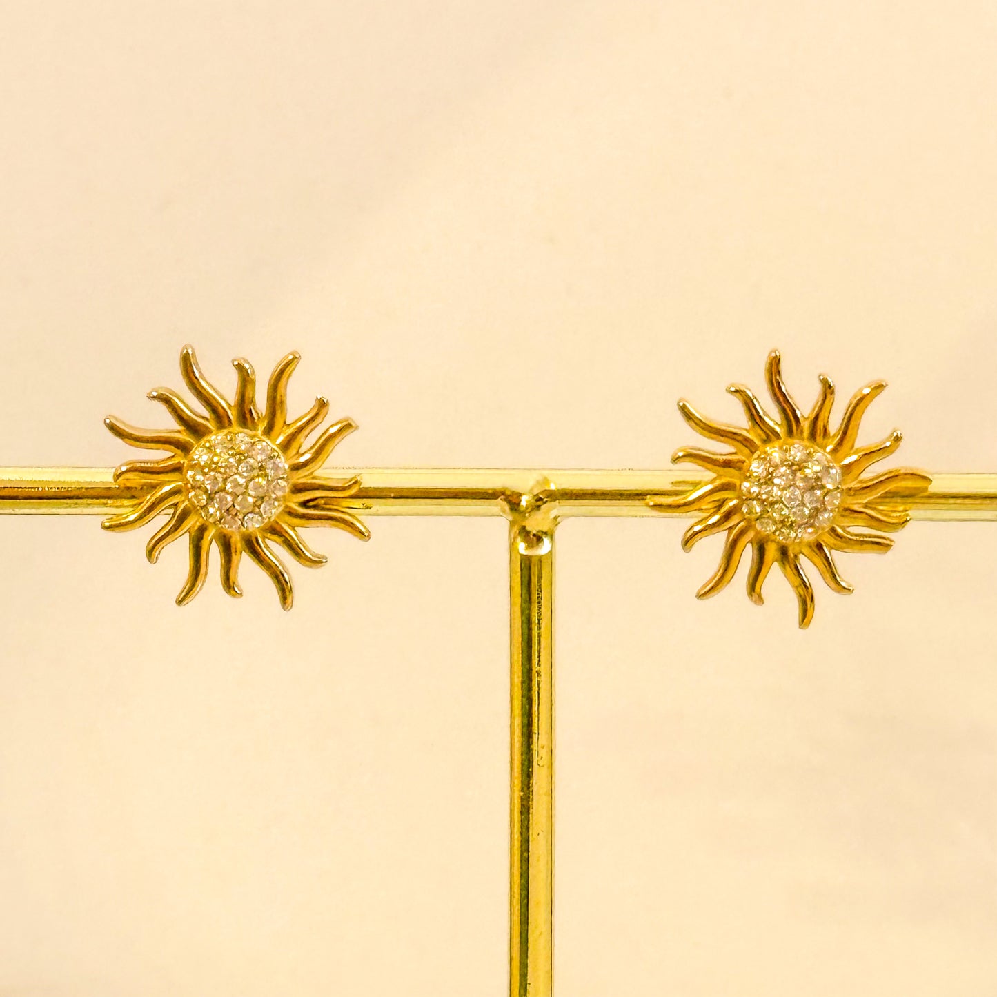 Pendientes Sol Radiante（Mini brillantes）