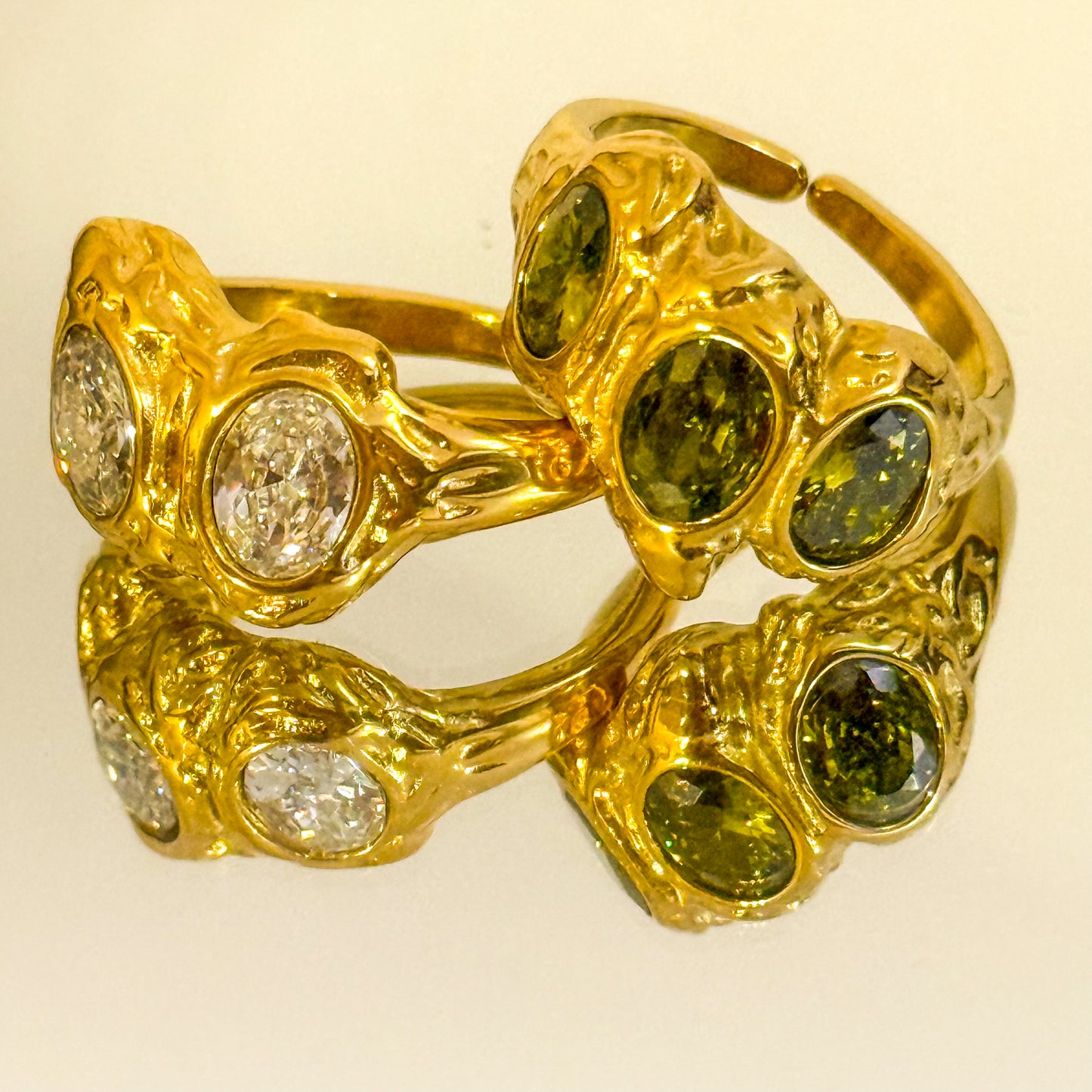 Anillo Rocío de Luz (Circonitas blancas / verdes/ brillos)