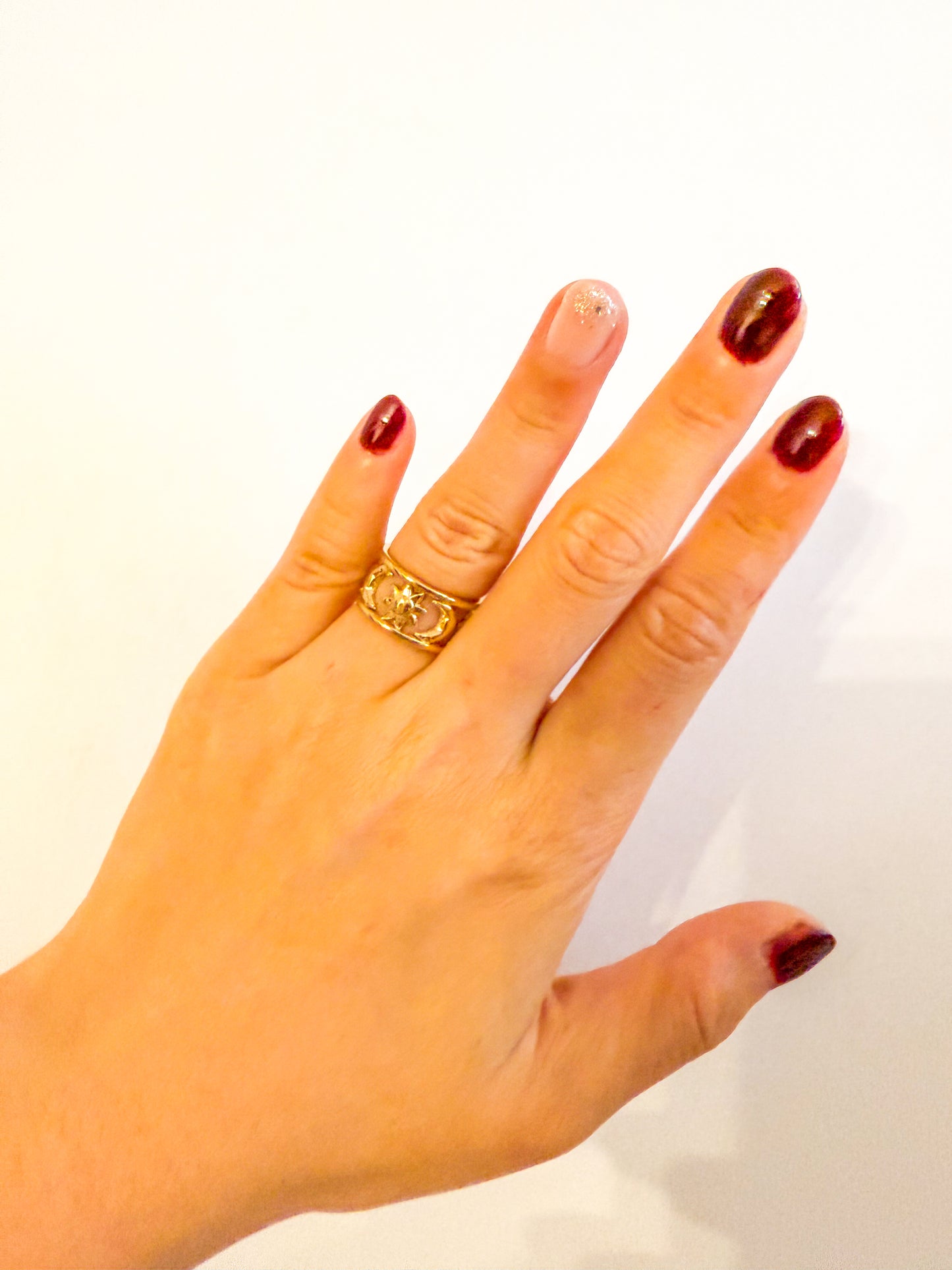 Anillo Círculo Celestial (Sol y Luna dorados) - ajustable