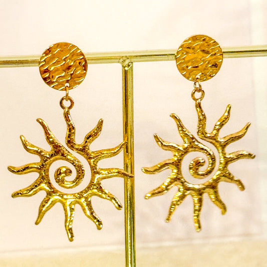 Pendientes Sol Místico (Dorado Martillado)