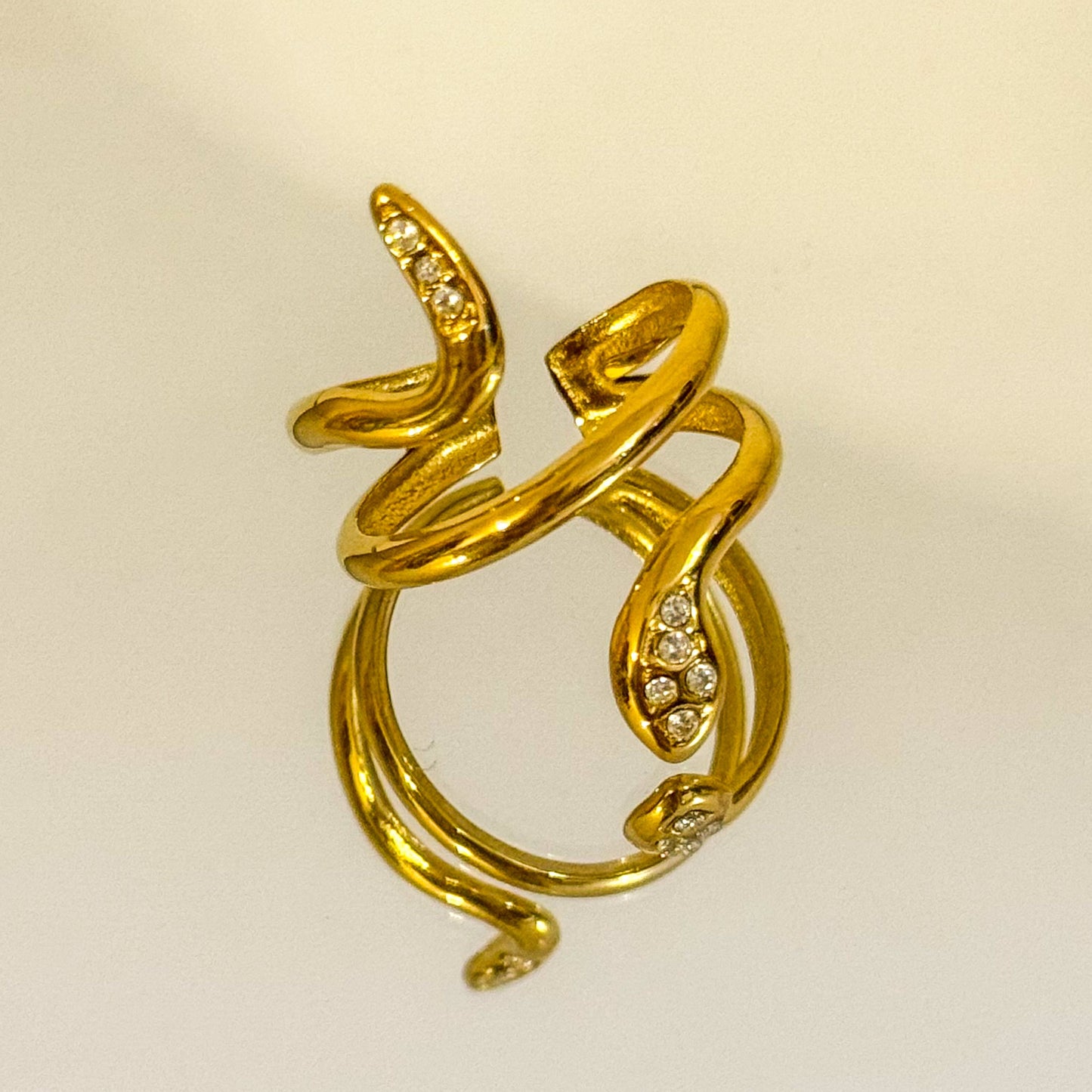 Anillo Serpiente Luz (Curva Mística) – Ajustable