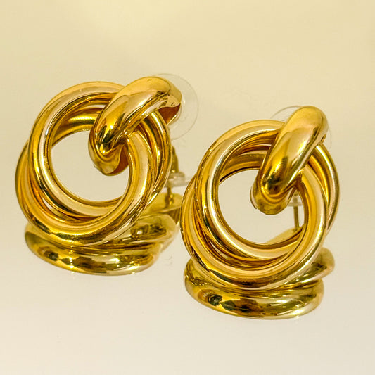 Pendientes Nudo Élite – Dorado Escultórico