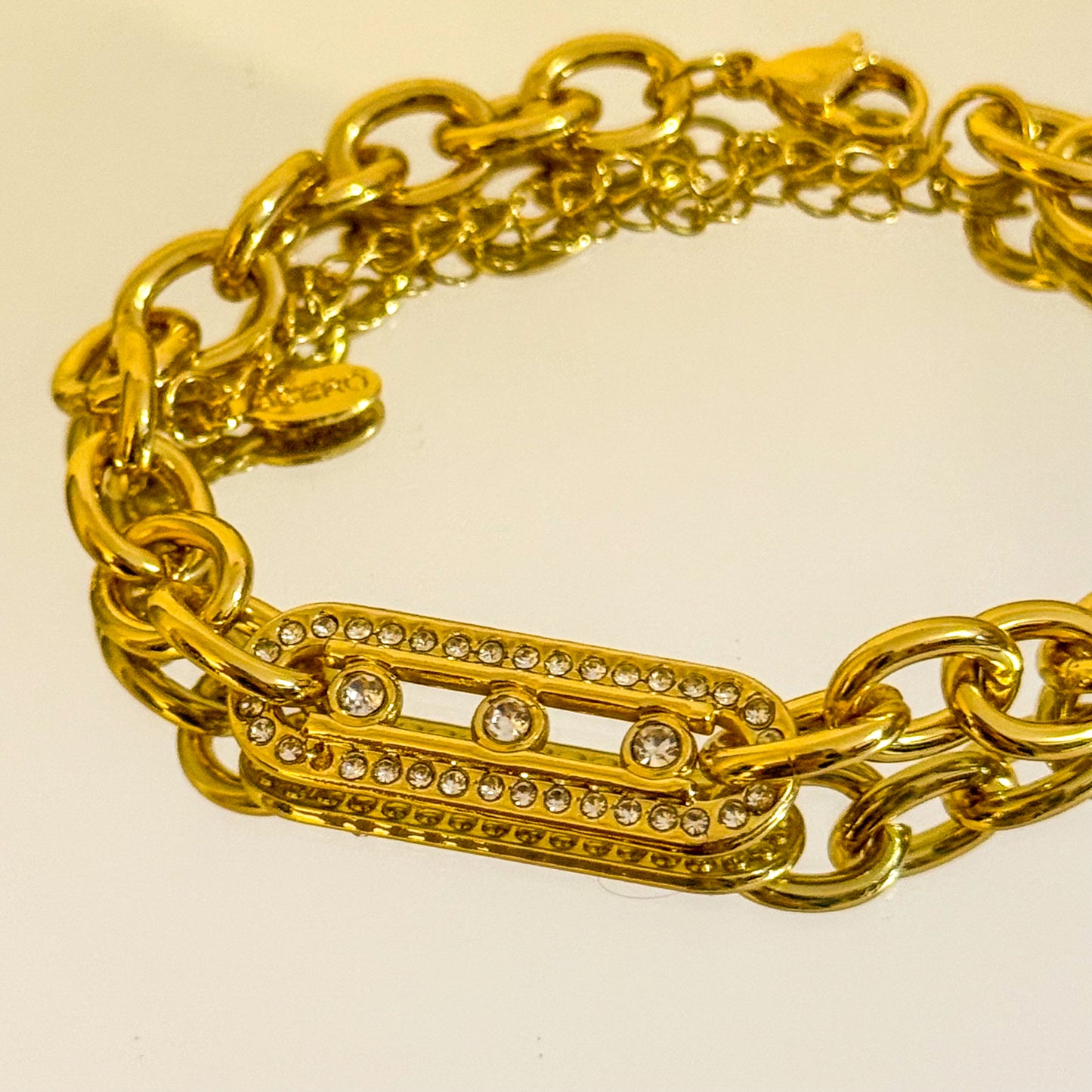 Pulsera Lazo de Luz（Cadena con Circonitas）