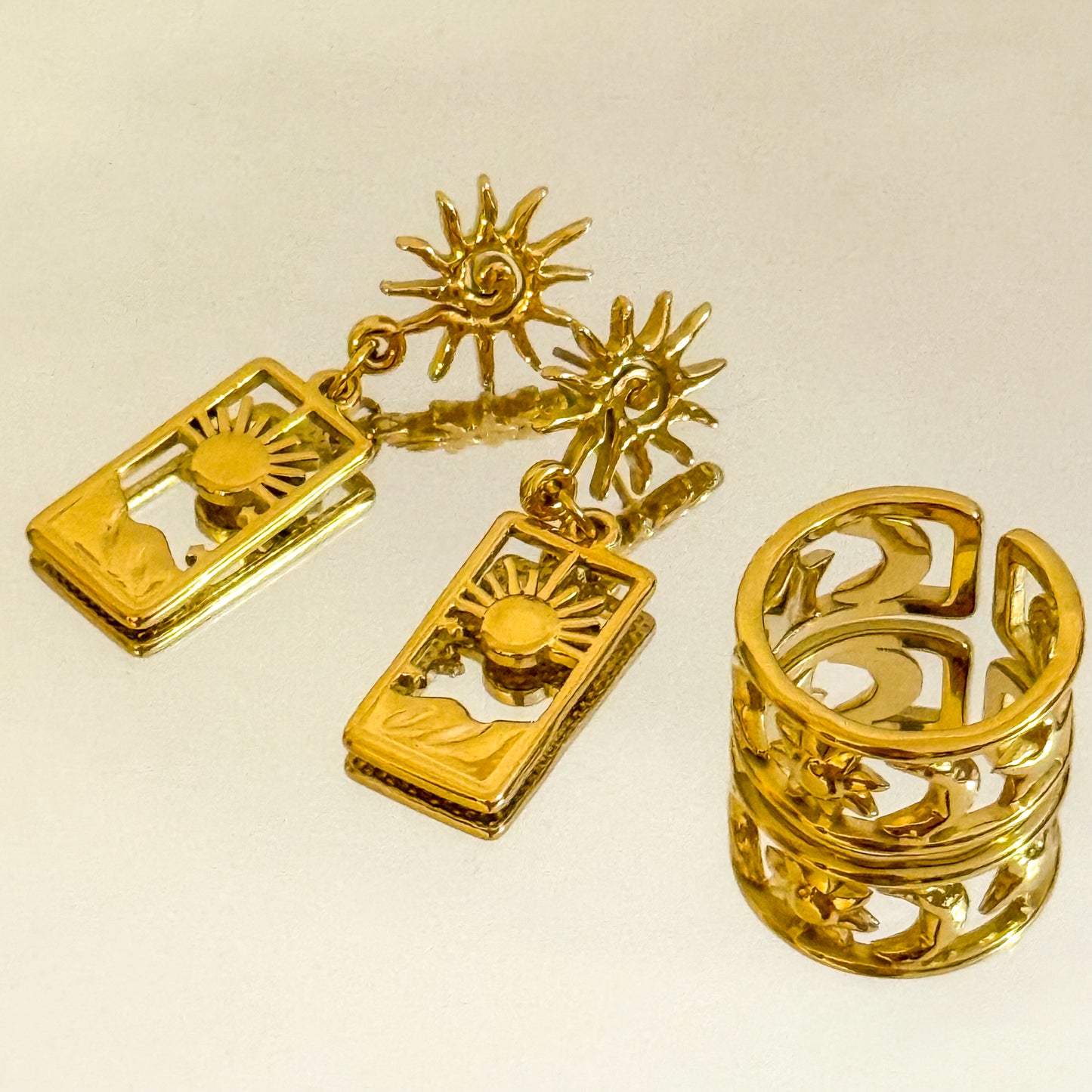 Pendientes Tarot (Dorado Sol)