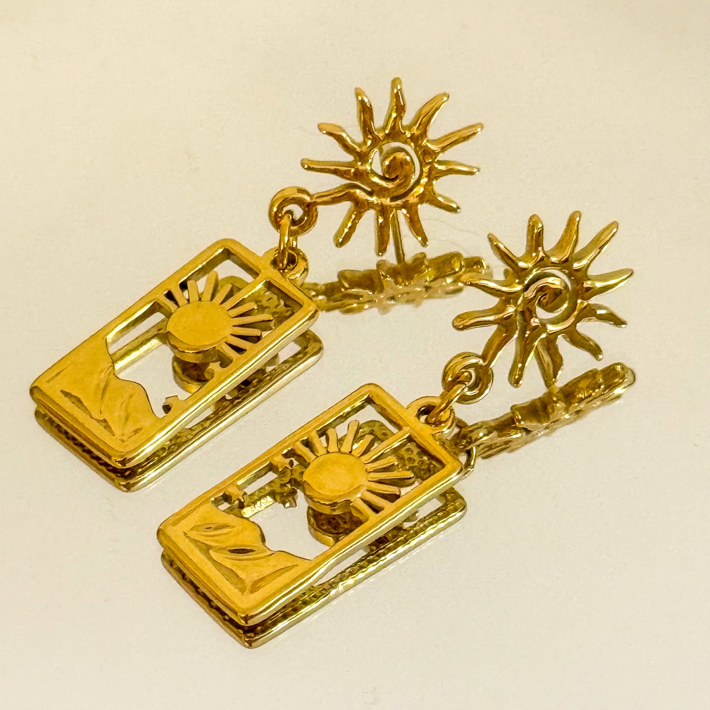 Pendientes Tarot (Dorado Sol)