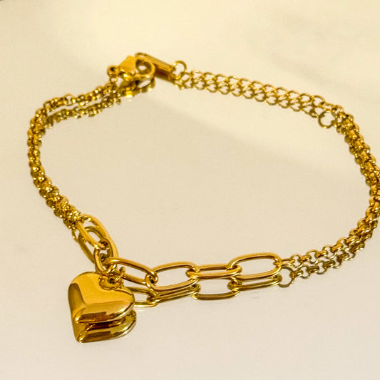 Pulsera Corazón Dorado (Charm Clásico)