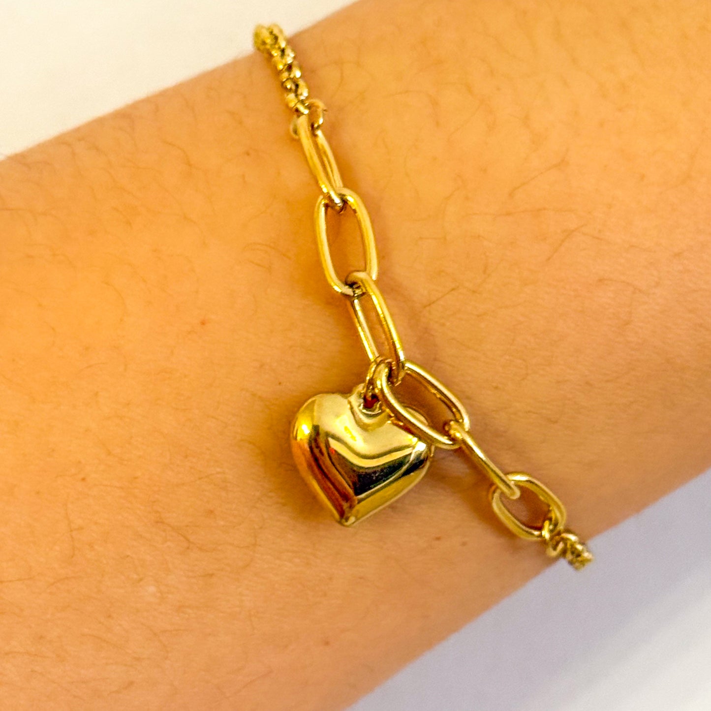 Pulsera Corazón Dorado (Charm Clásico)