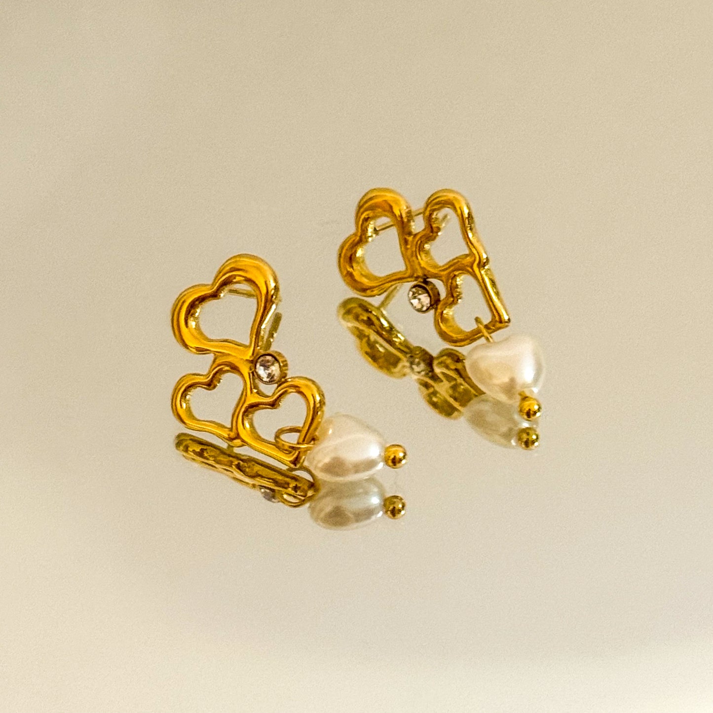 Pendientes Corazones Infinido (Mini Charms)