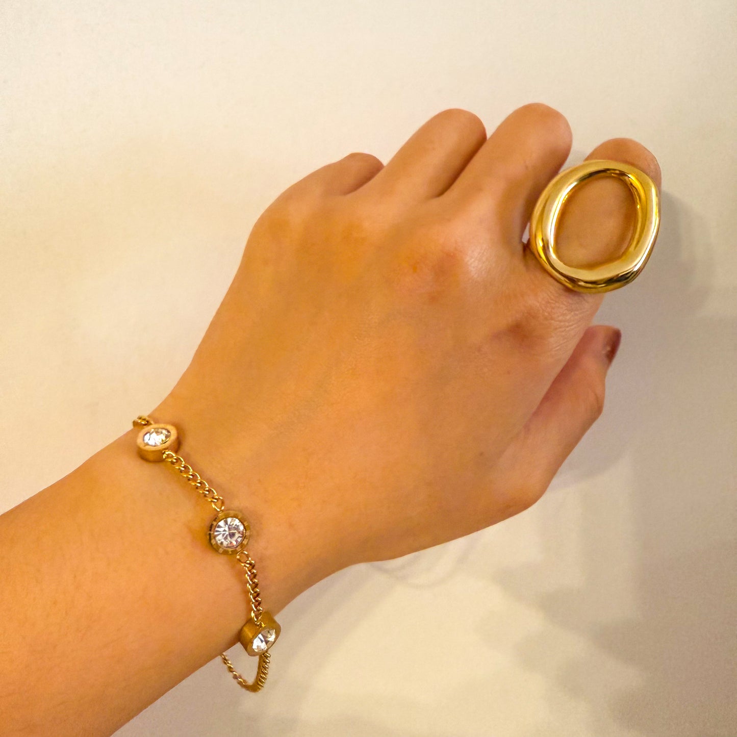 Pulsera Brillo Triple (LETRA ROMA )