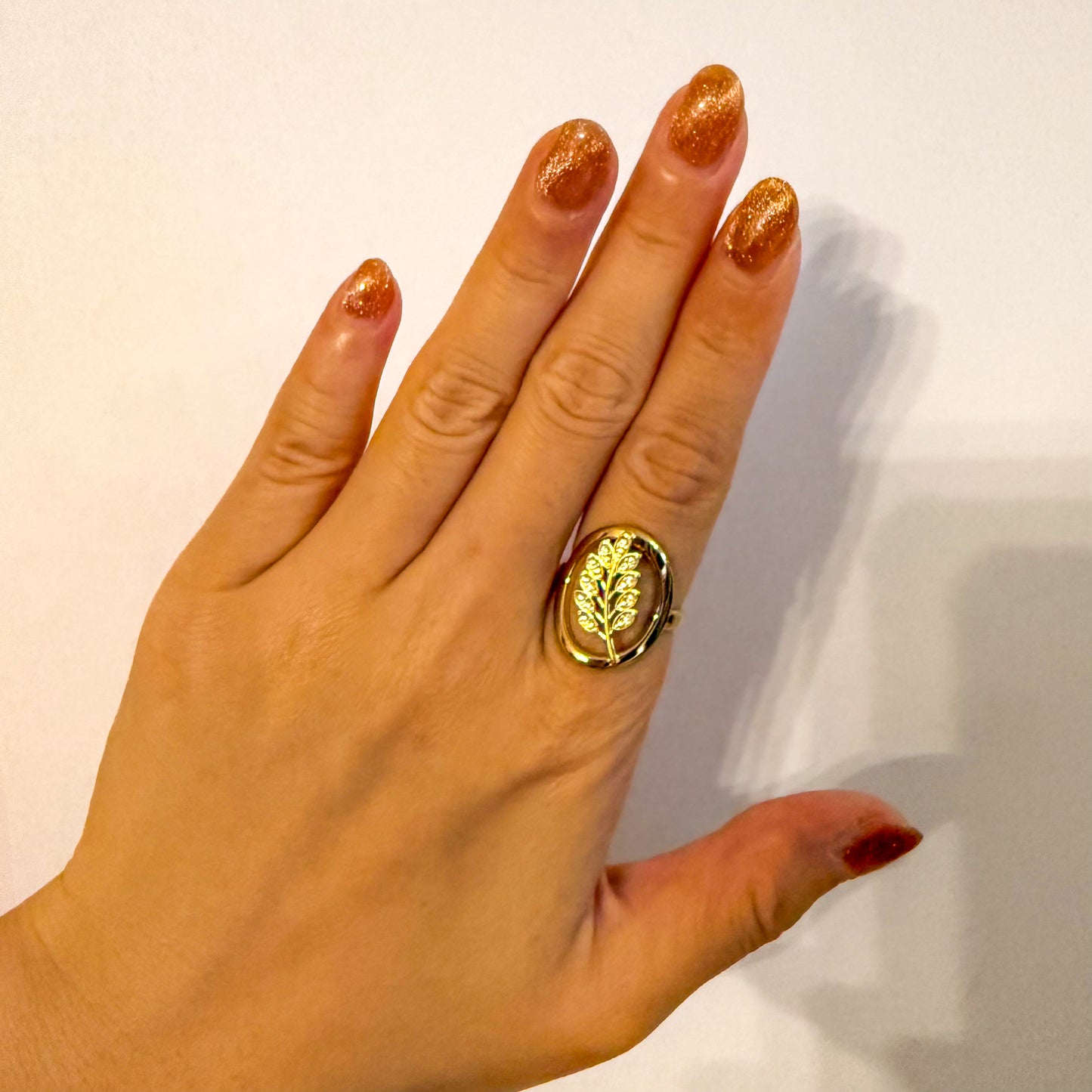 Look Hoja Dorada brillo（Anillo adjustable）