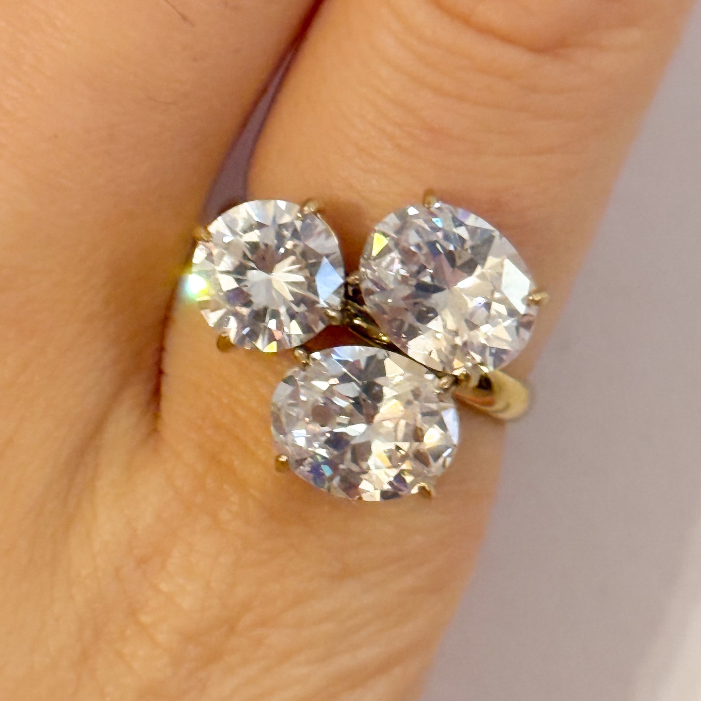 Anillo Viena Luz Ajustable (tres brillos)