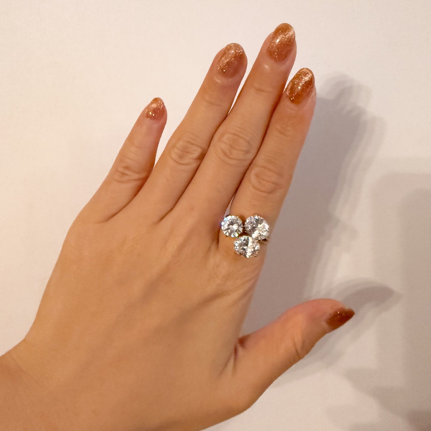 Anillo Viena Luz Ajustable (tres brillos)