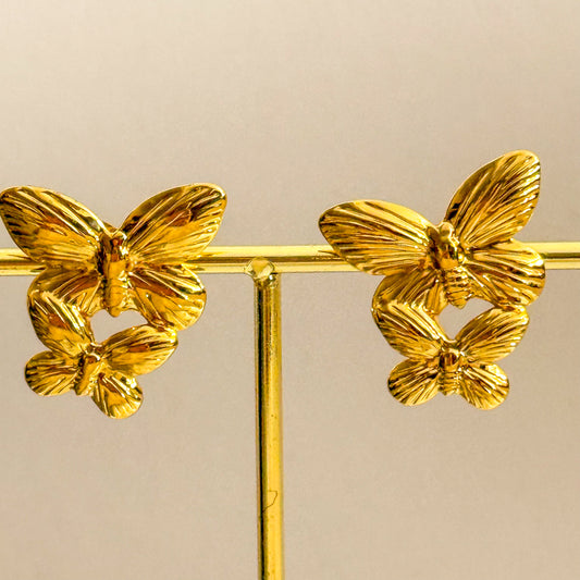 Pendientes Mariposa Doble Dorada