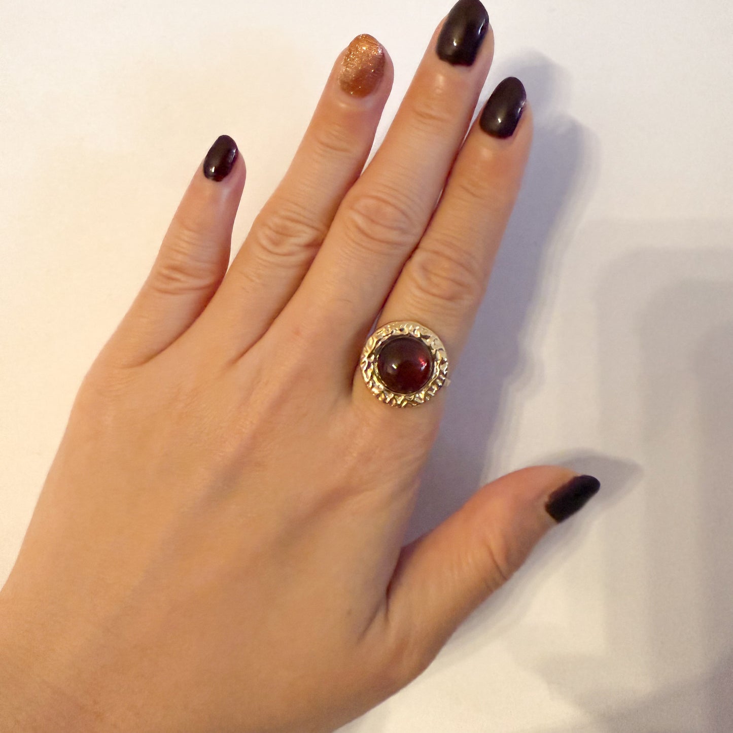 Anillo Esfera Bombon (oscuro/marrón)