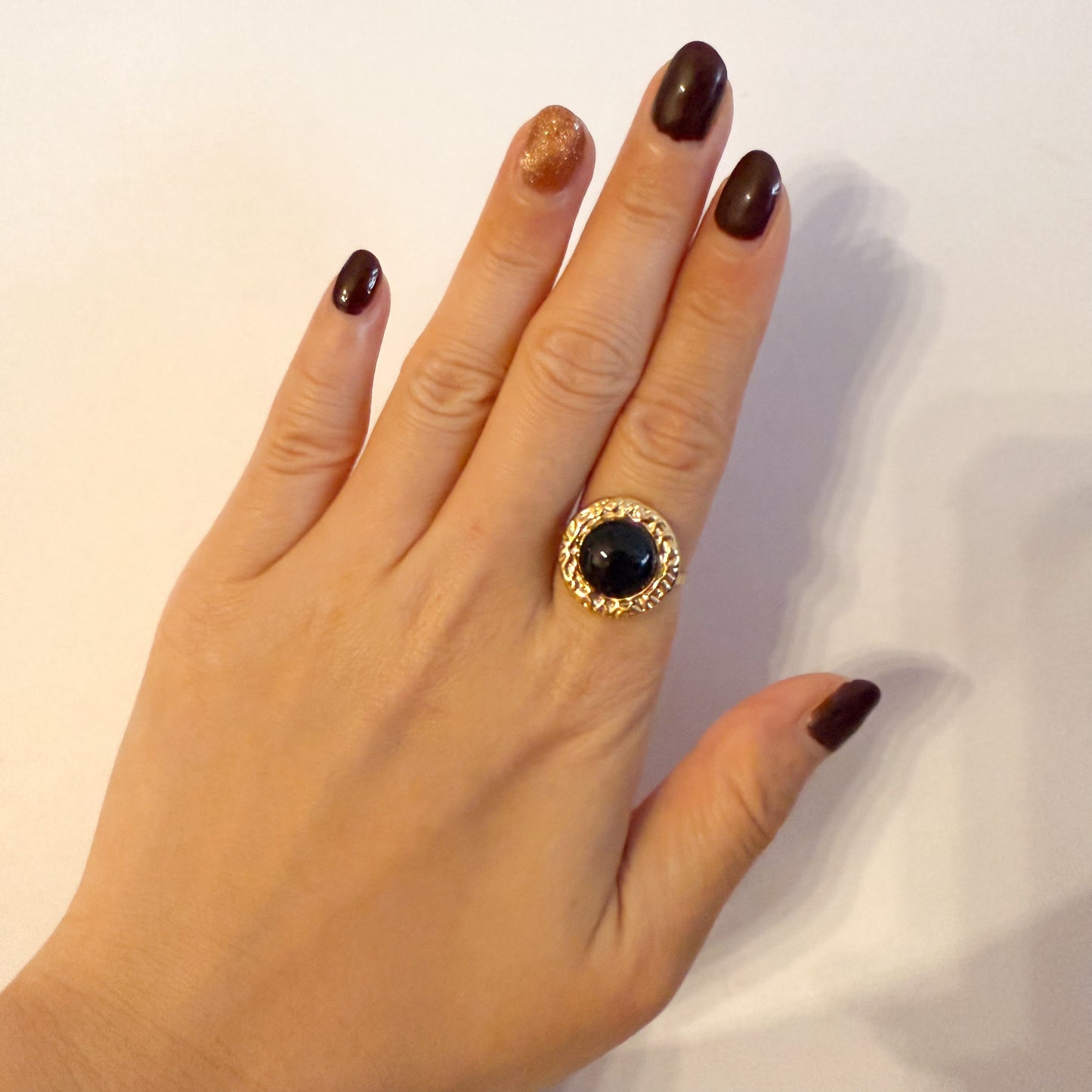 Anillo Esfera Bombon (oscuro/marrón)