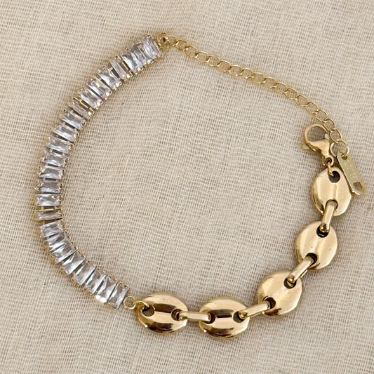 Pulsera Brillo Urbano  （Pulsera Dorada Mixta con Eslabones y Detalles Luminosos）