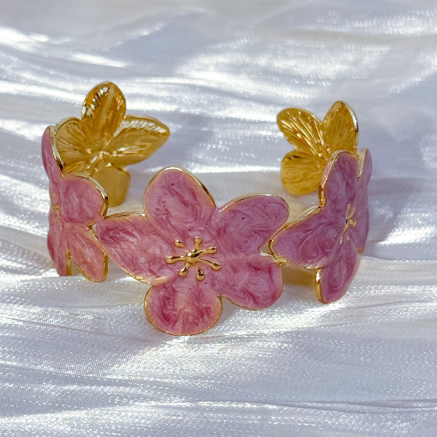Brazalete Jardín Rosa  （Pulsera Ajustable Flores Esmaltadas Rosas）