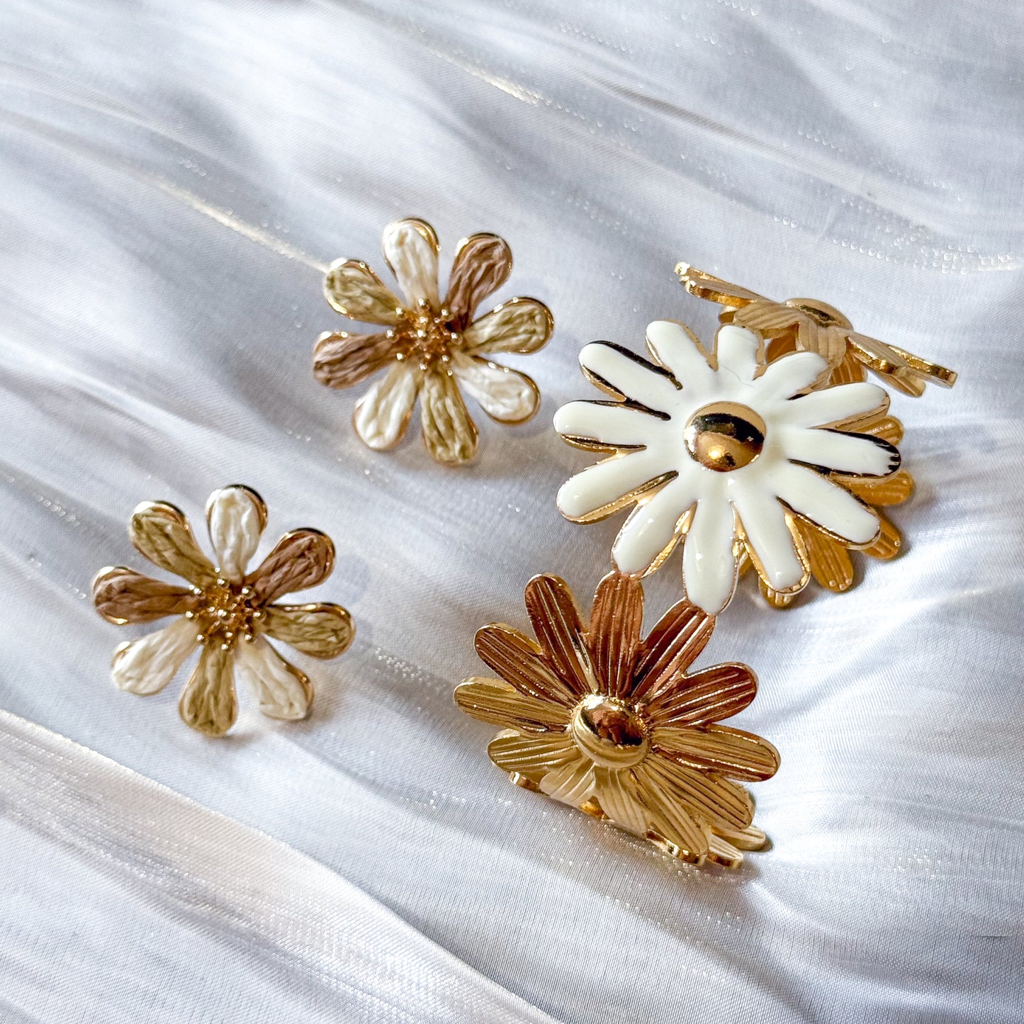 Brazalete Daisy FLOR（Blanco/Naranja）