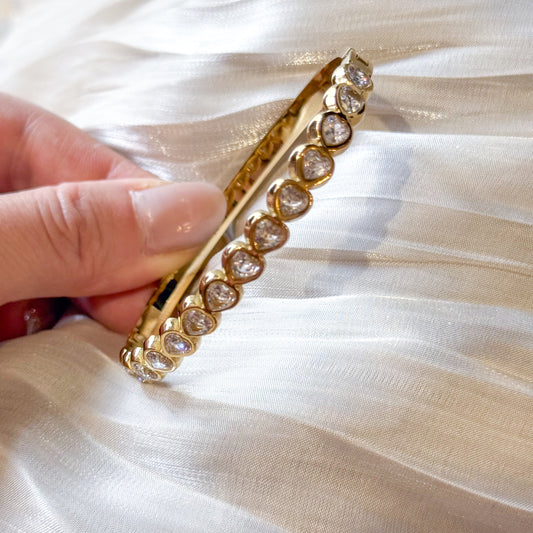 Pulsera Rígida Amour (CORAZONES)